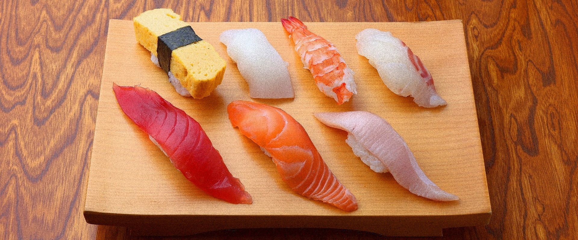 職人が握る本格寿司